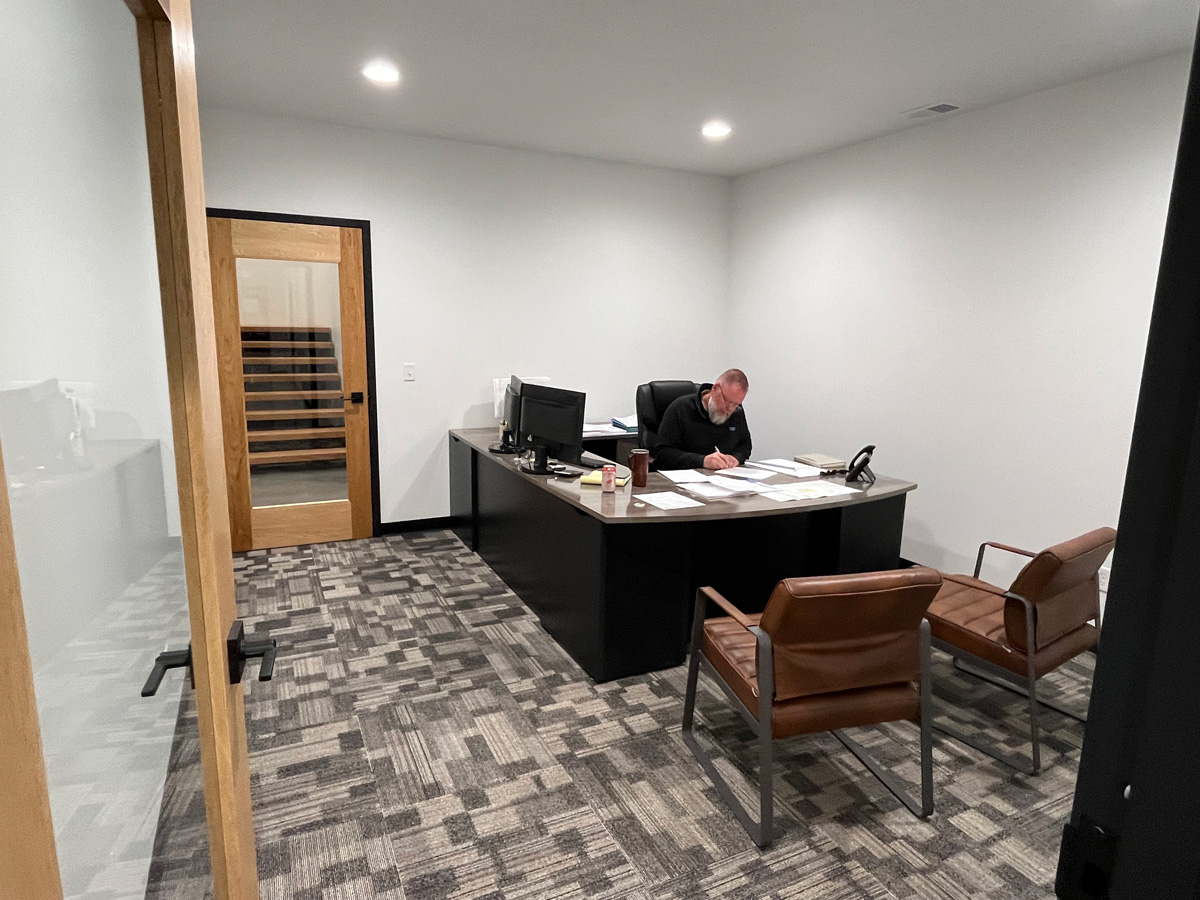 pre-engineered metal building expert at work