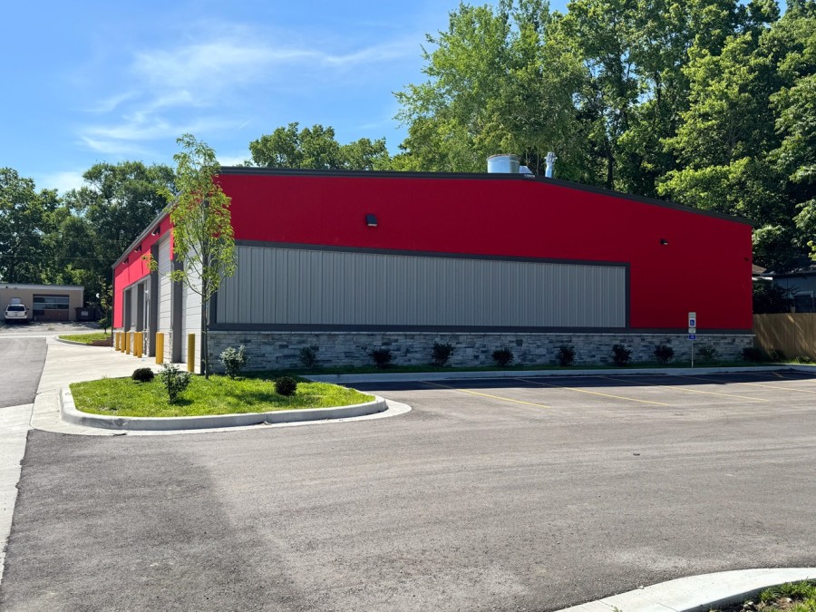 siding with cultured stone wainscot and stucco siding with cultured stone wainscot and stucco