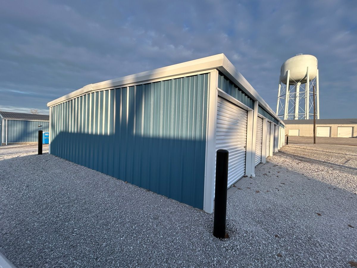 pre-engineered metal storage unit building